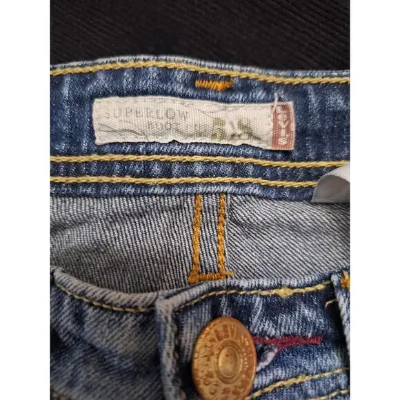 Levi's 518 Women's Bootcut Jeans Vintage, Super Low, Size 7, Light Wash - Picture 6 of 6